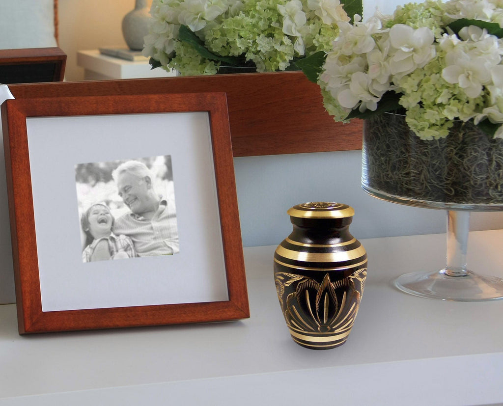 Black Majestic Radiance Cremation Urns for Human Ashes - Large Adult Funeral Urn
